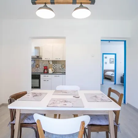 Apartment Uncle Albertʹs *