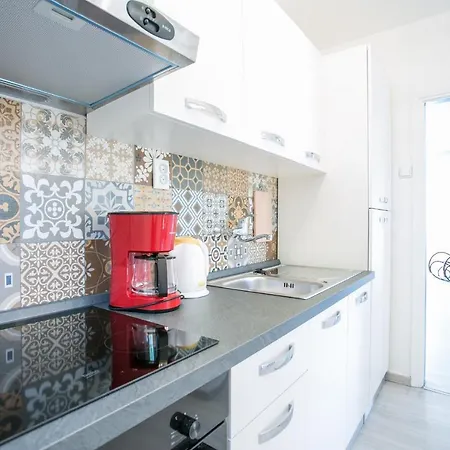 Uncle Albertʹs Trogir