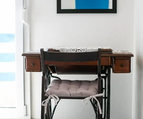 Uncle Albertʹs Appartement