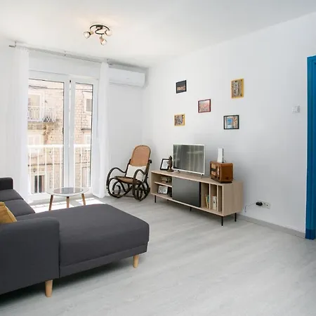 Apartman Uncle Albertʹs