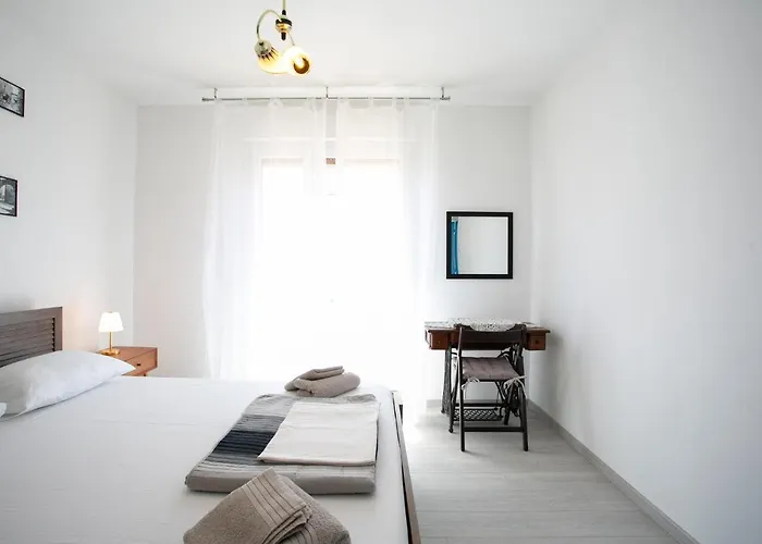 Uncle Albertʹs Trogir